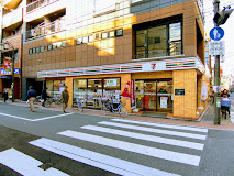 コンビニ　セブンイレブン 中板橋駅前通り店（コンビニ）まで557m