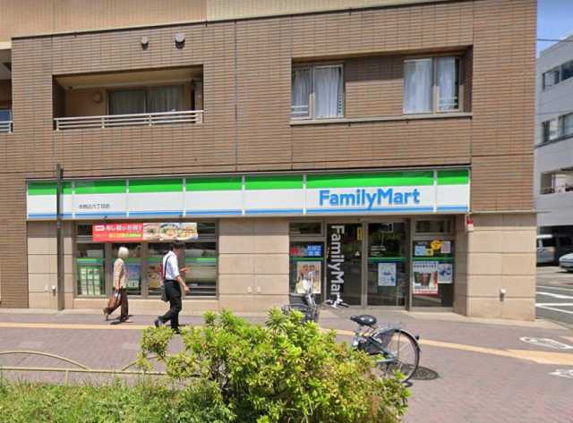 コンビニ　ファミリーマート　駒込六丁目店（コンビニ）まで219m