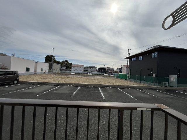 眺望　※写真は１０５号室です