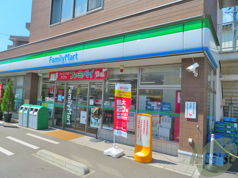 コンビニ　ファミリーマート仙台八幡二丁目店（コンビニ）まで89m