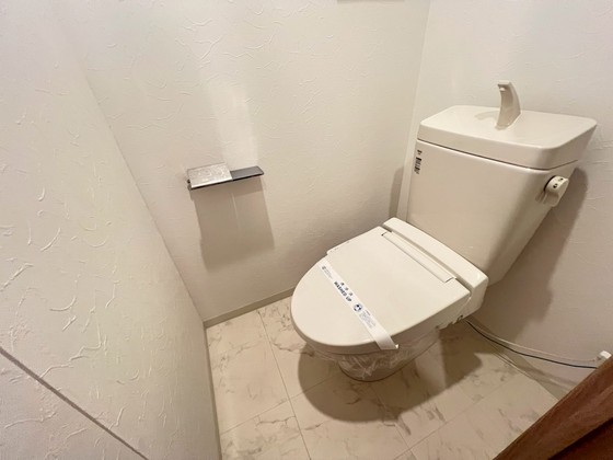 トイレ　※別部屋の写真です