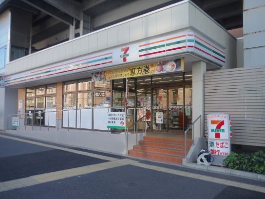 コンビニ　セブンイレブン新馬場駅前店（コンビニ）まで177m