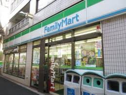 コンビニ　ファミリーマート 町屋店（コンビニ）まで117m