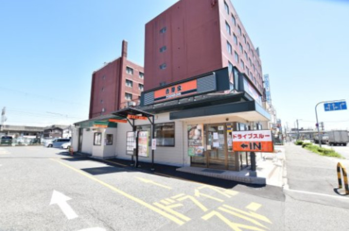 飲食店　吉野家 臨海石津川店（飲食店）まで481m