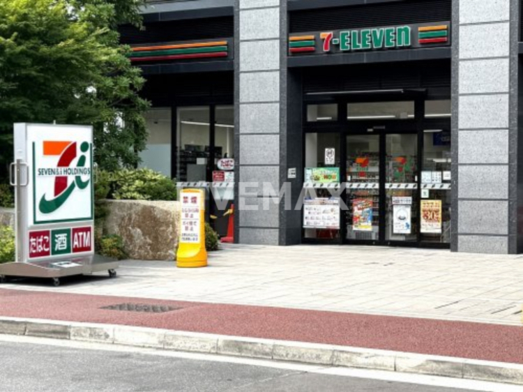 コンビニ　セブンイレブン 名古屋ブロッサ店（コンビニ）まで179m