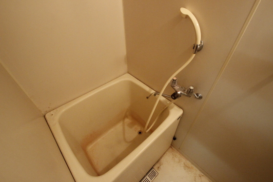 バス・シャワールーム　※別部屋の写真です