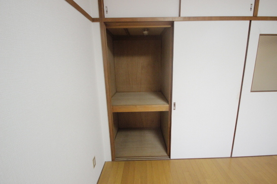 収納　※別部屋の写真です