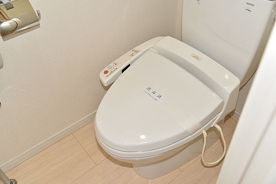 トイレ　写真は同タイプ住居です。