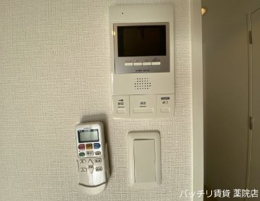 セキュリティ　画像は別号室の為、現状優先になります。