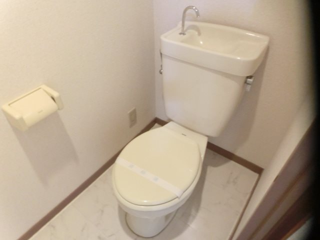 トイレ　イメージ