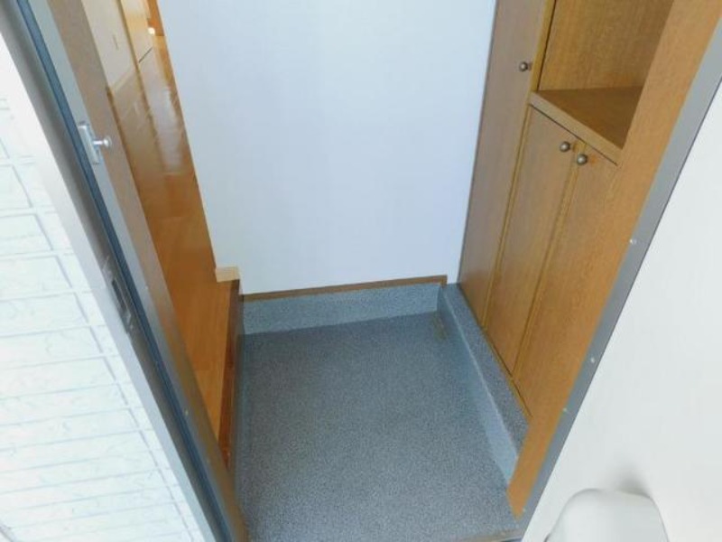 玄関　図面と現状に相違がある場合には現状を優先
