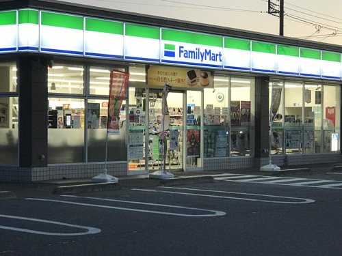 コンビニ　ファミリーマート つくば葛城店（コンビニ）まで228m