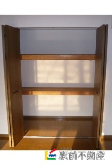 収納　生まれ変わり前です…