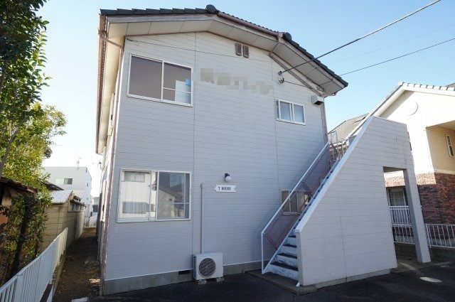 T-HOUSE