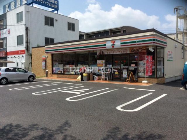 コンビニ　セブンイレブン 名古屋八筋町南店（コンビニ）まで608m