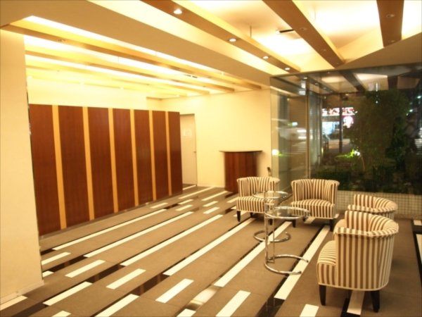 東京メトロ東西線 茅場町駅 徒歩1分 14階建 築22年の外観写真