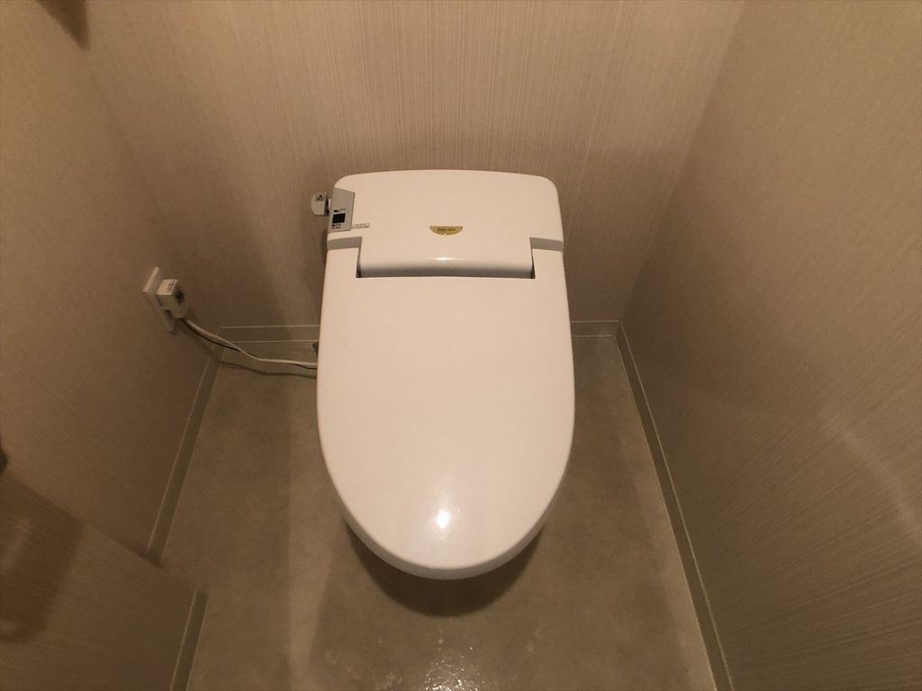東京メトロ東西線 茅場町駅 徒歩1分 14階建 築22年のトイレ写真