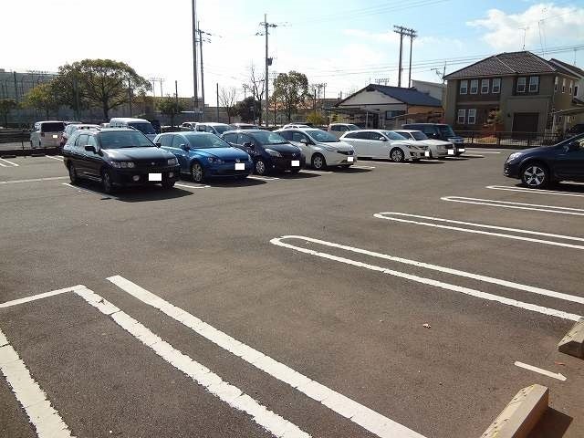 駐車場　カースペースがあります