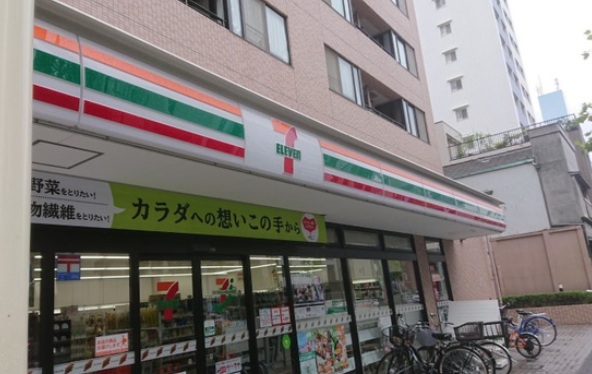 コンビニ　セブンイレブン（コンビニ）まで170m