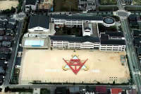 小学校　西山小学校（小学校）まで2807m