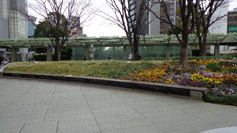 公園　六本木六丁目緑地（公園）まで672m