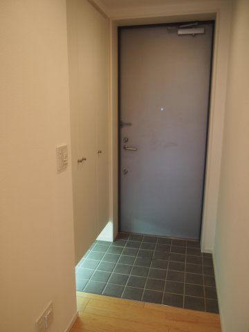 プライムアーバン麻布霞町の玄関写真