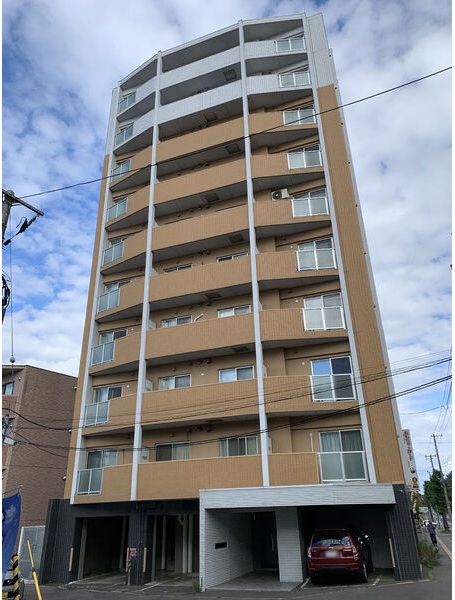 建物外観　東西線「ひばりヶ丘」駅より徒歩１分の好立地物件です♪