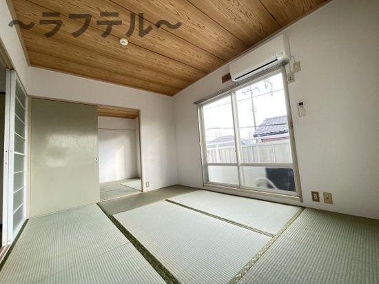 西武池袋線 所沢駅 徒歩5分 2階建 築40年の居間写真