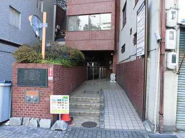 神戸高速鉄道東西線 花隈駅 徒歩2分 15階建 築42年の外観写真