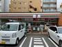 コンビニ　セブン-イレブン 横浜吉野町駅前店（コンビニ）まで290m