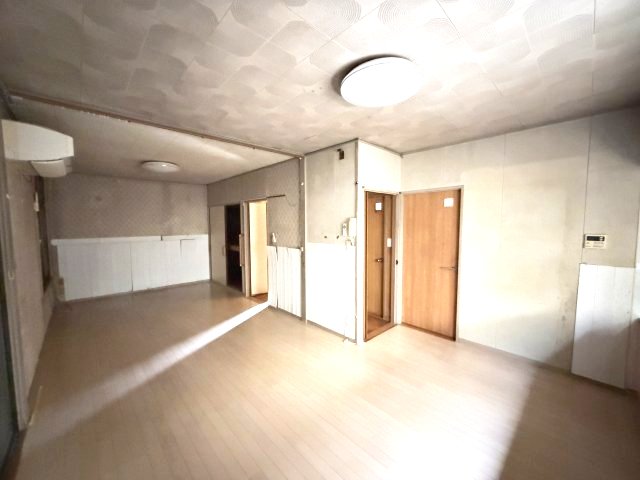 松戸市五香西4丁目貸家の居間写真