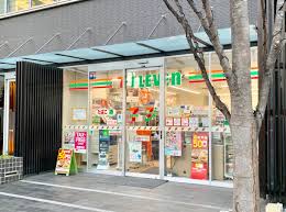 コンビニ　セブンイレブン押上駅前店（コンビニ）まで243m