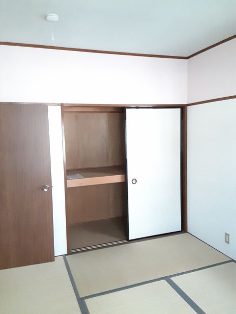 BE-1の内装写真
