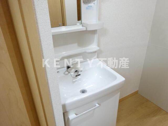 洗面設備　忙しい朝には欠かせない洗面所です
