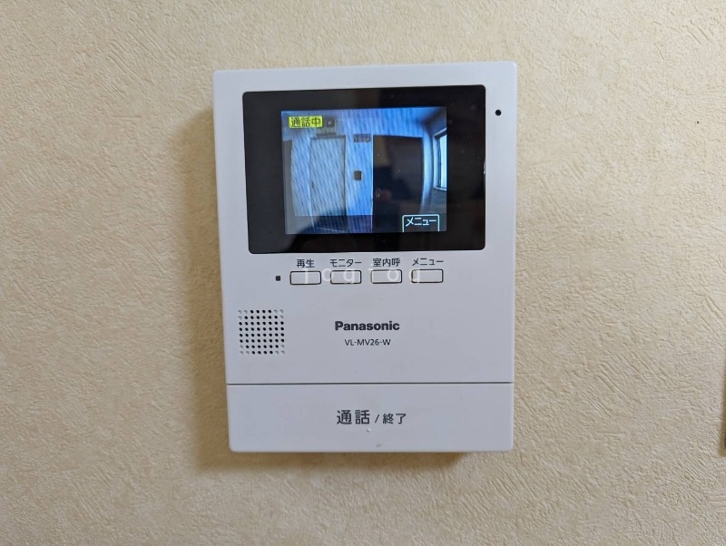 セキュリティ　モニター付きインターホンで来客確認も安心です！