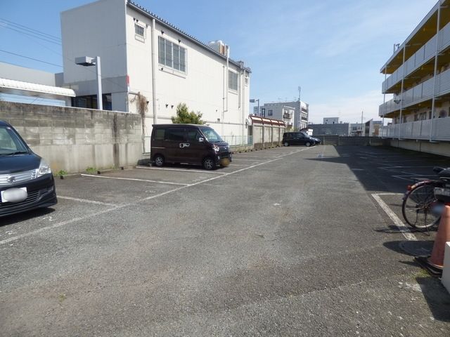 駐車場　☆駐車場☆