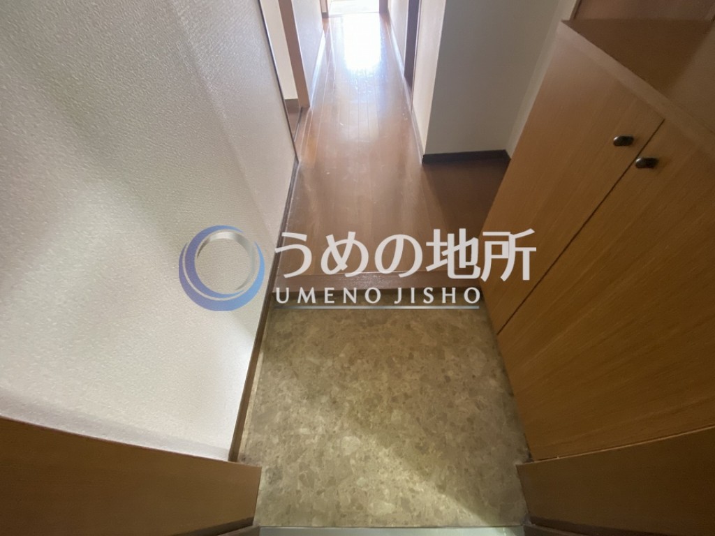 西鉄天神大牟田線 西鉄久留米駅 徒歩10分 7階建 築29年の玄関写真