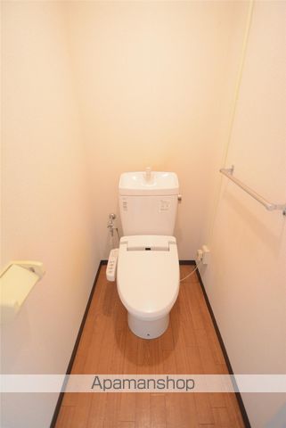 ＪＲ津山線 法界院駅 徒歩26分 3階建 築47年のトイレ写真