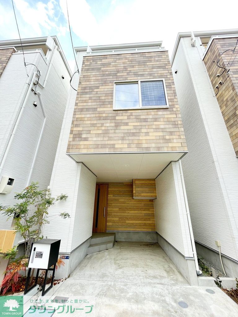 建物外観　エントランス