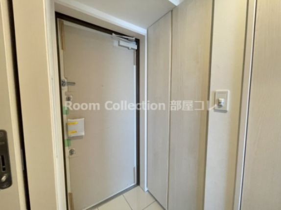 玄関　※同物件他部屋写真 反転の場合有