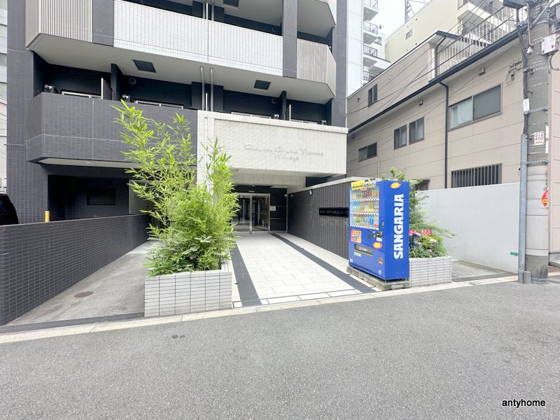 ジュネーゼグラン難波ミラージュの外観写真