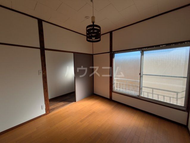 ワイドフィールド国府台の内装写真
