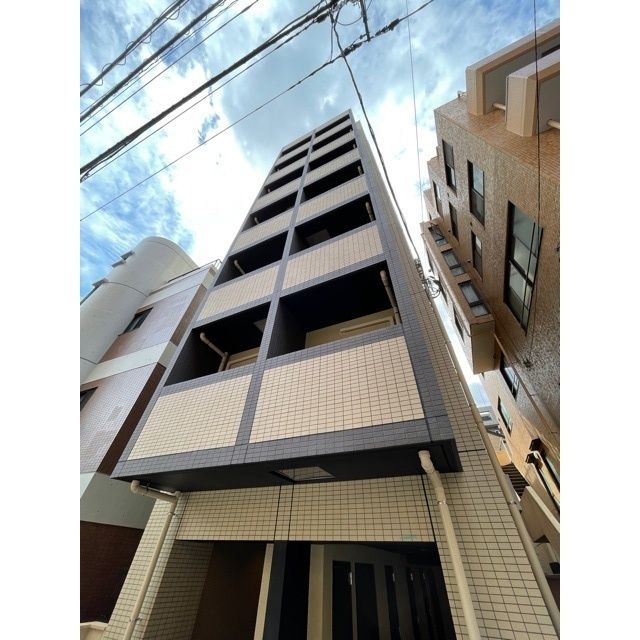 建物外観　Dash Living Komagome　豊島区駒込1