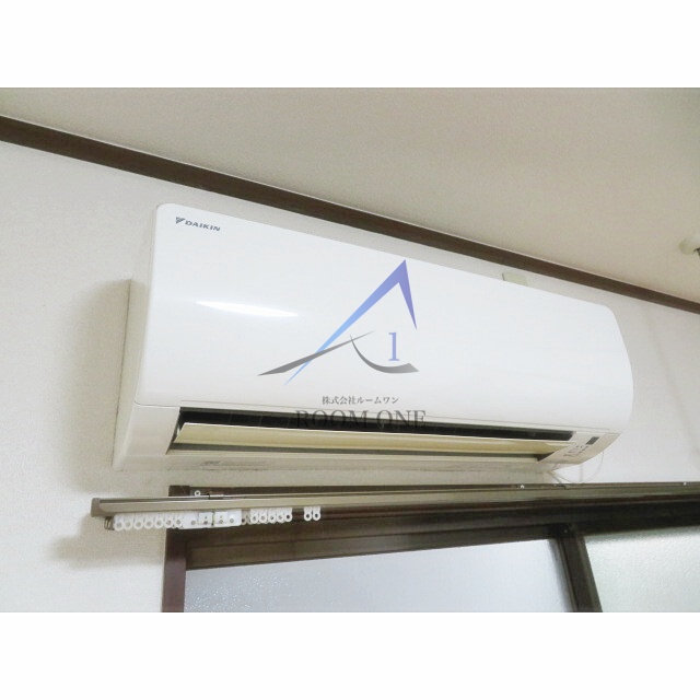 その他　エアコン付きです。