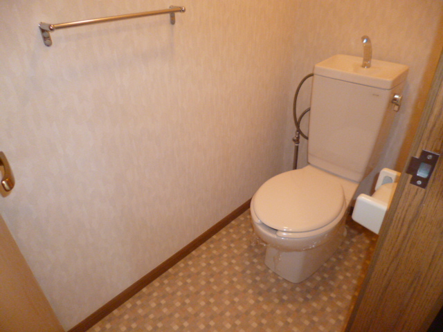 エバー・グリーンのトイレ写真
