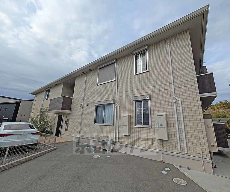 ＪＲ山陰本線 馬堀駅 徒歩29分 築5年