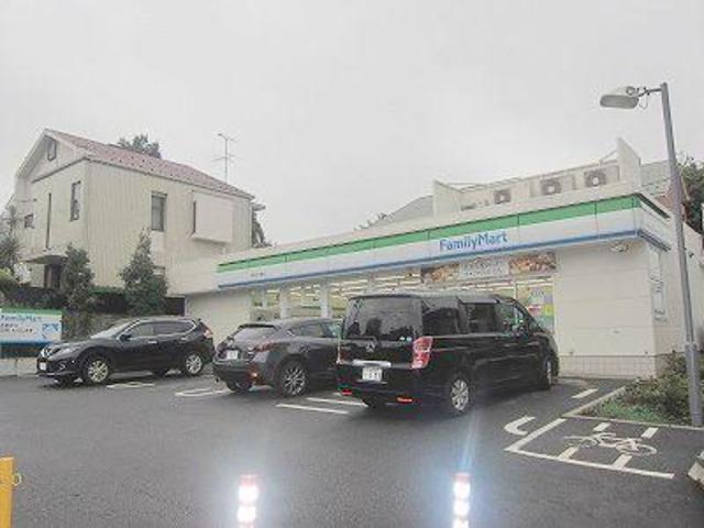コンビニ　ファミリーマート深沢五丁目店（コンビニ）まで489m
