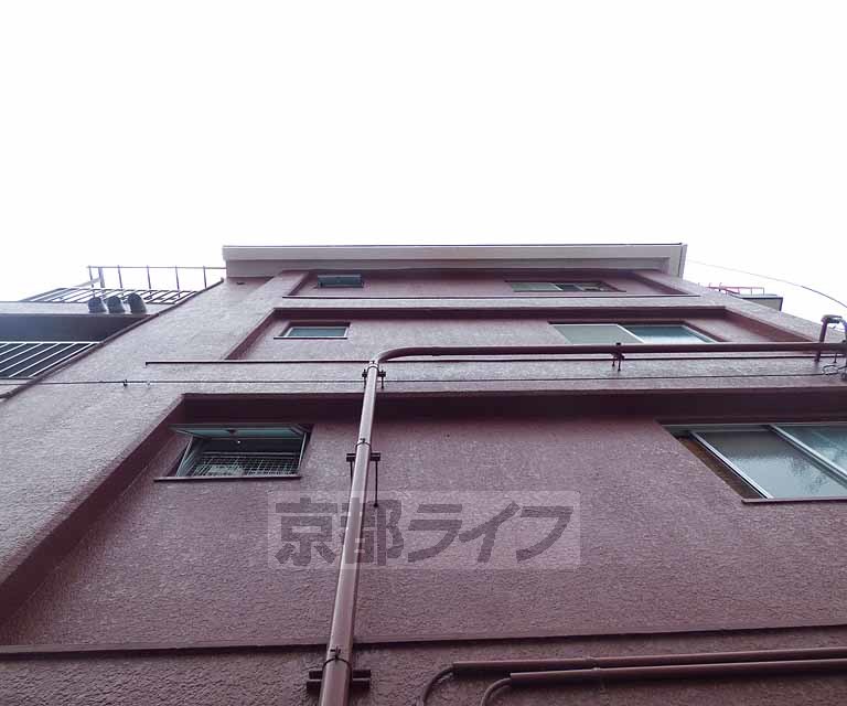 中川マンションの外観写真
