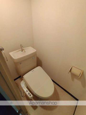 地下鉄谷町線 中崎町駅 徒歩5分 10階建 築35年のトイレ写真