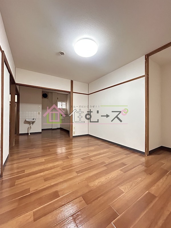 中央マンションの居間写真